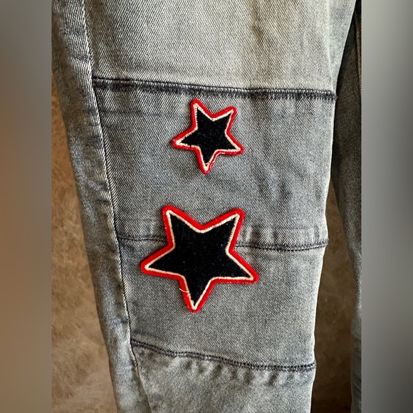 Tommy Hilfiger Patch Boyfriend Cropped Distressed Jeans Sz 2 Stars & H Patches - Picture 12 of 16